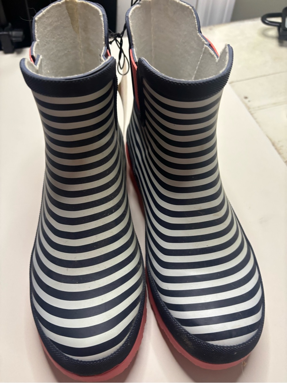 Gardenline Women’s Rain Booties Pink Blue Striped Size New Size 7 Boots